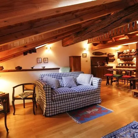 Daire Nel Borgo Di La Saxe Courmayeur